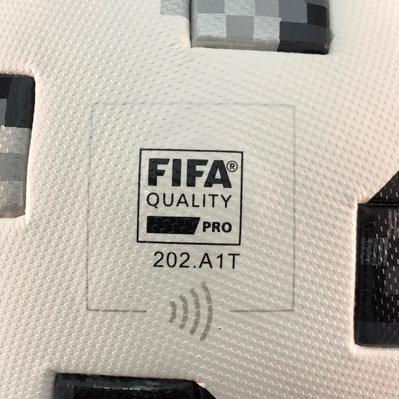 COPY - Adidas soccer ball 100/ authentic match ball w out box - Picture 4 of 4